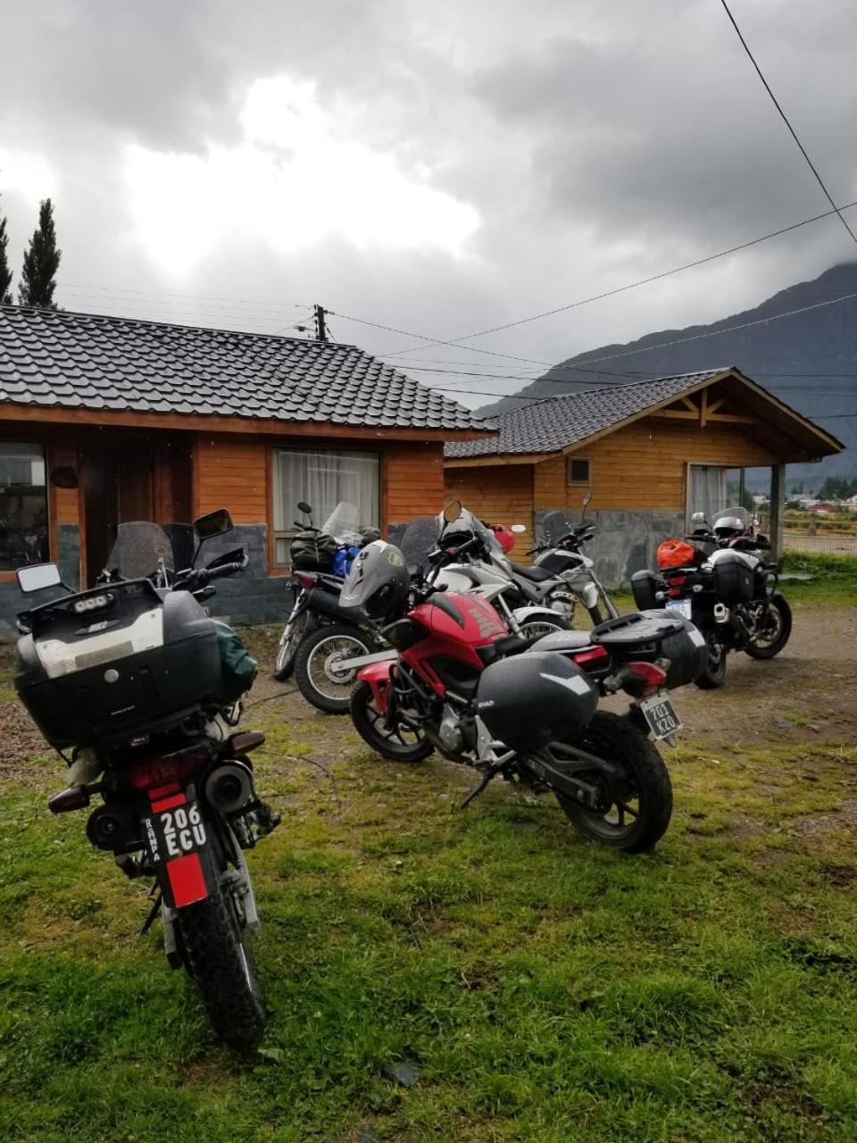 Aysen Bike Cabanas بويرتو آيسن المظهر الخارجي الصورة